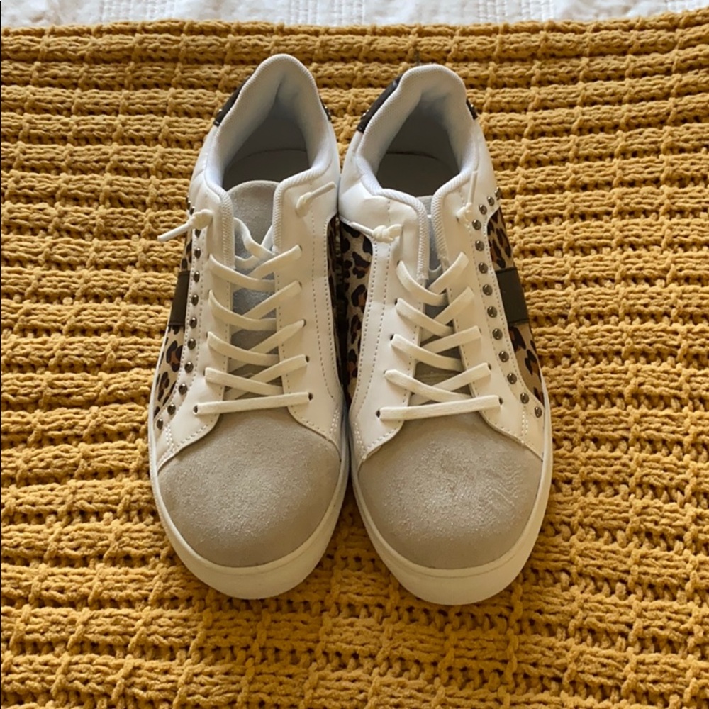 Brand new women’s sneakers